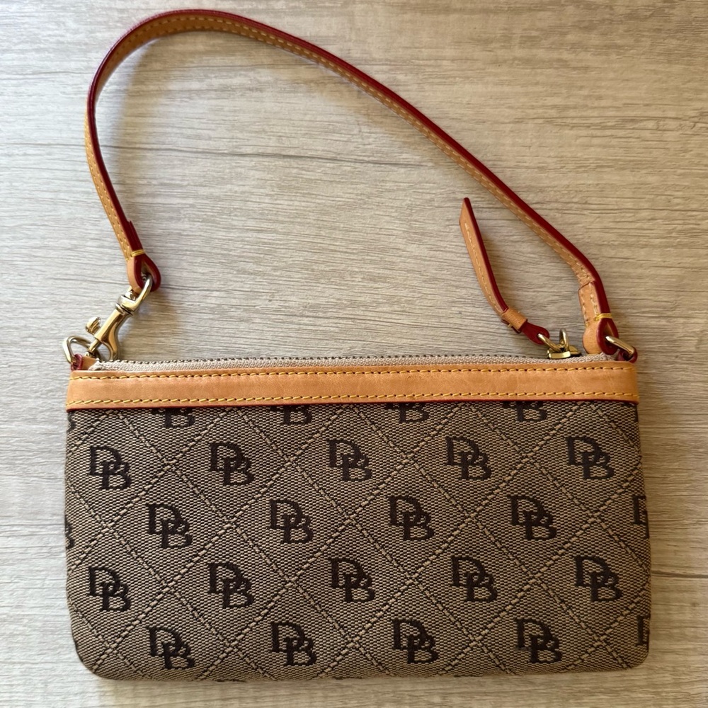Dooney & Bourke Wristlet - Picture 2 of 9